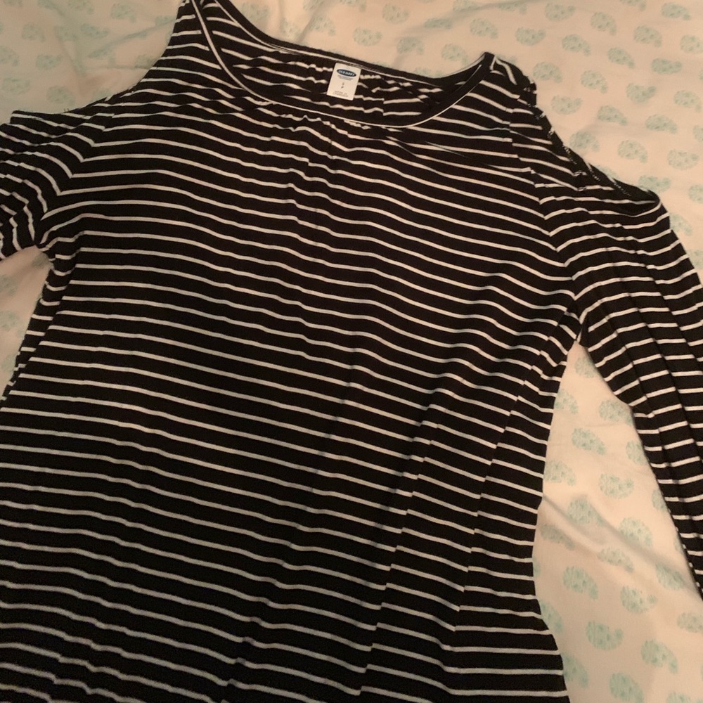 Shoulder-less, Stiped, Long-Sleeved Shirt